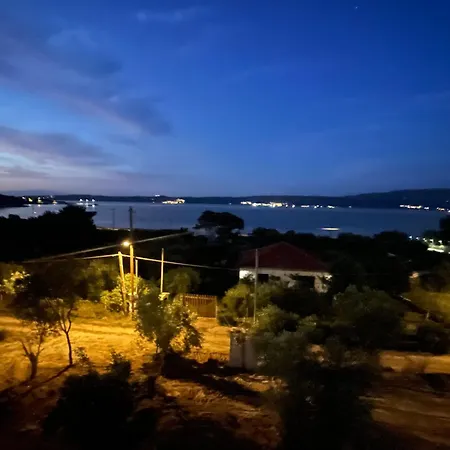 Seaandolive 阿莫利亚尼岛