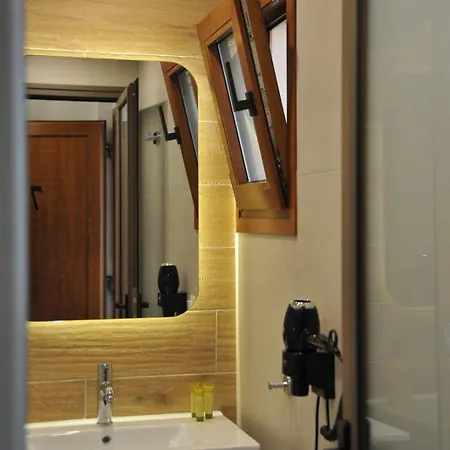 Seaandolive 公寓式酒店 3*