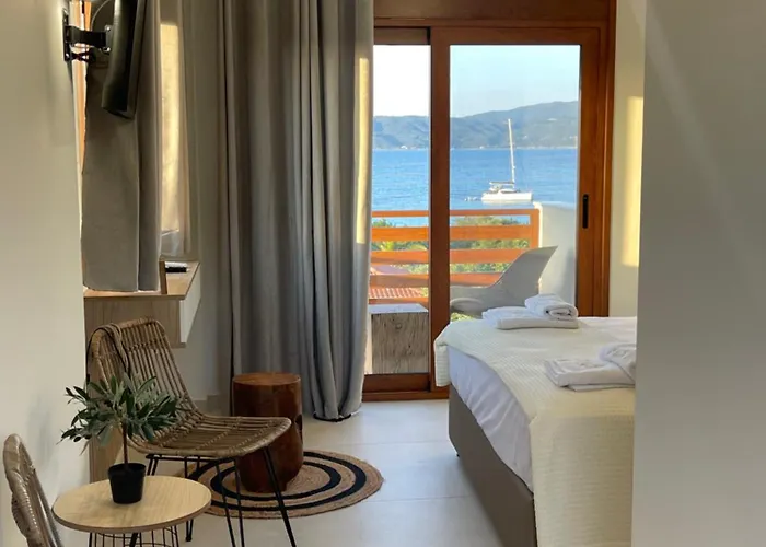 Seaandolive Aparthotel 3*