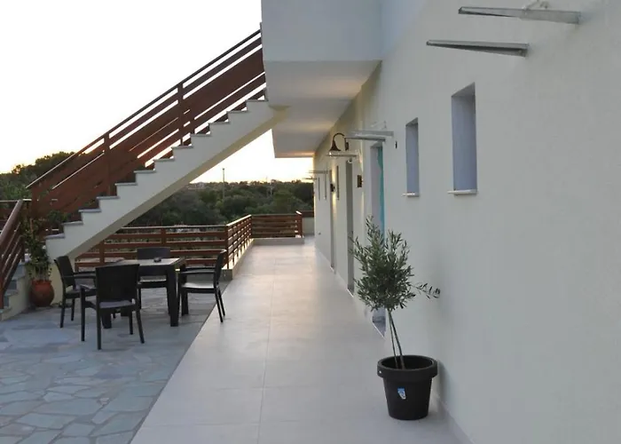 Seaandolive Aparthotel 3*